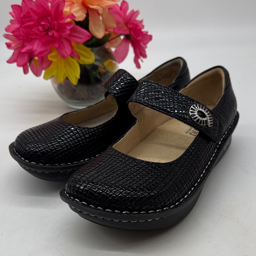 Alegria PAL-231 Black Textured Mary Jane Clogs with Decorative Button Size 39
